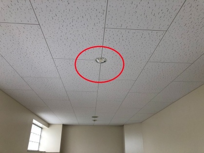 オフィスの非常用照明器具取替電気工事
