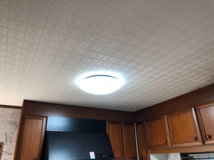 戸建住宅にて照明器具の取替